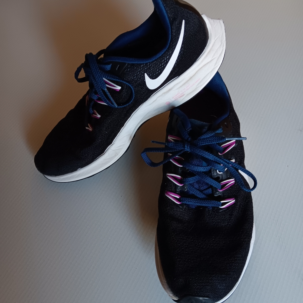 Nike Air Zoom Pegasus 36 Shoes (AQ2210-012) Preowned Black/White Women's Sz 8.5